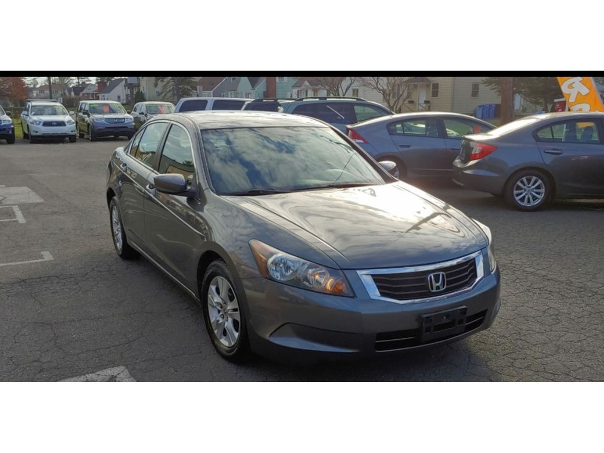 2009 Honda Accord for sale by owner in New Britain