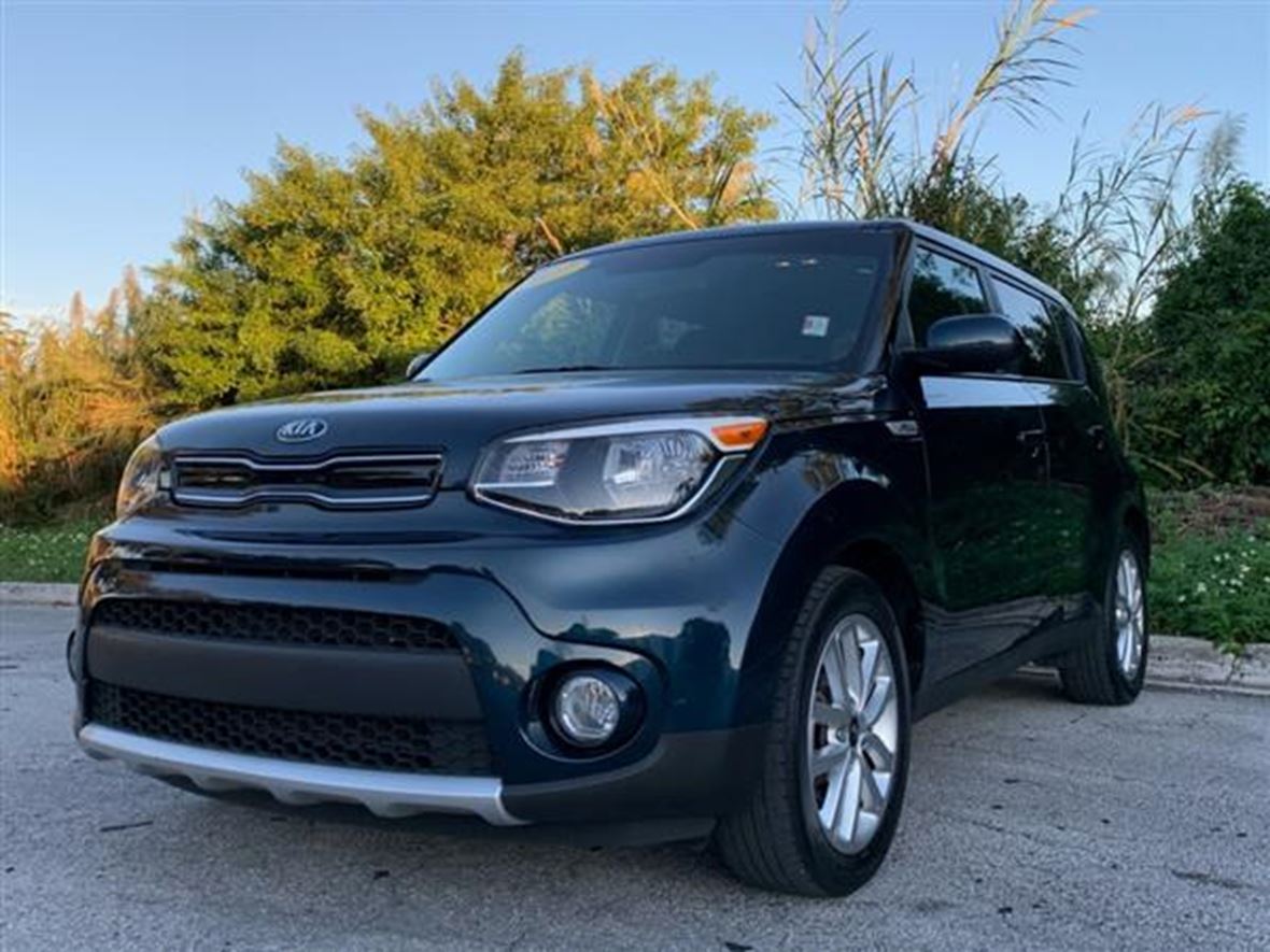 2017 Kia Soul +  for sale by owner in Miami