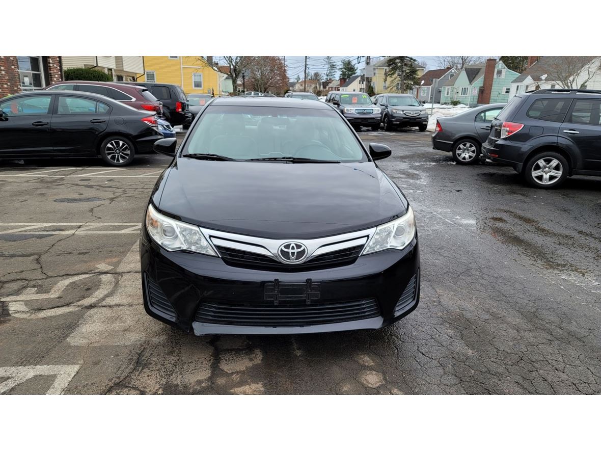 2012 Toyota Camry for sale by owner in New Britain