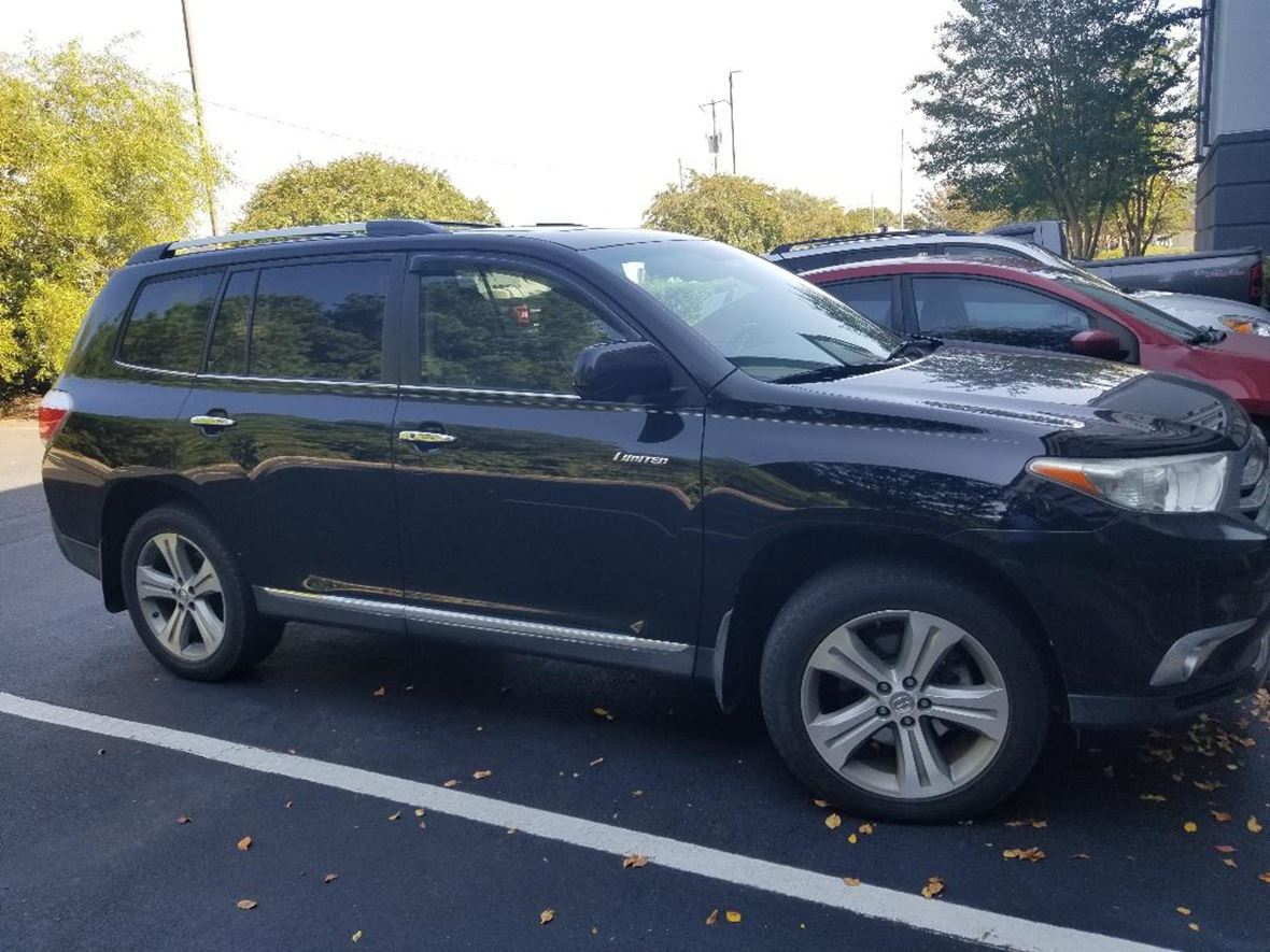 2012 Toyota Highlander for sale by owner in Winterville