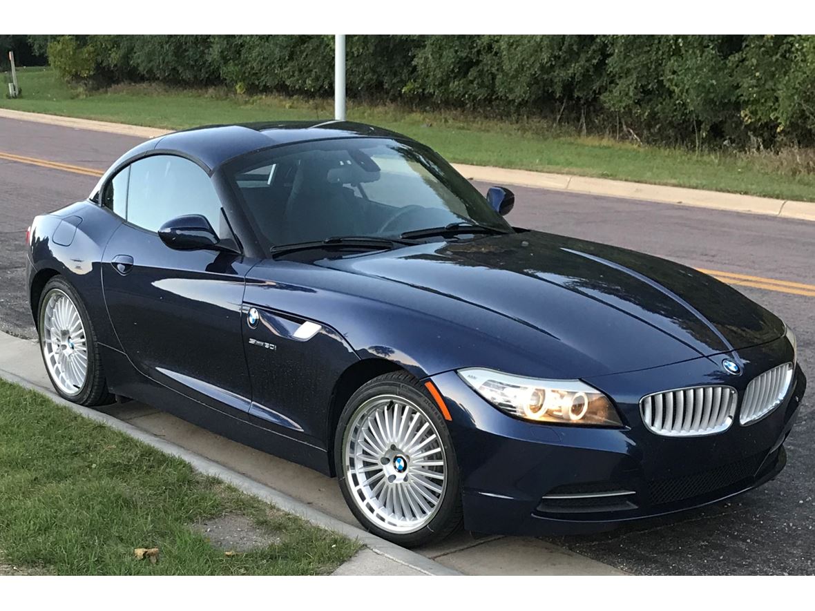 2011 BMW Z4 for sale by owner in Blue Earth