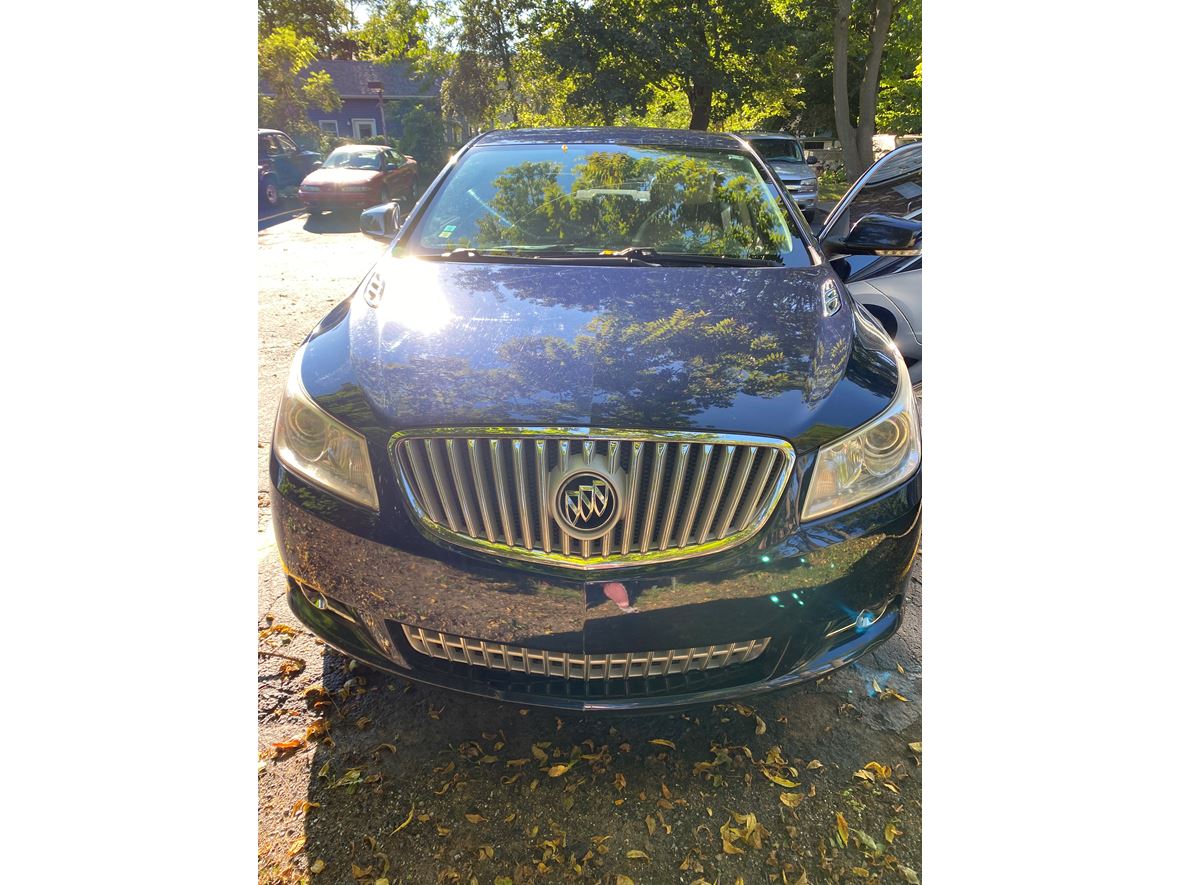 2011 Buick LaCrosse for sale by owner in Grand Ledge