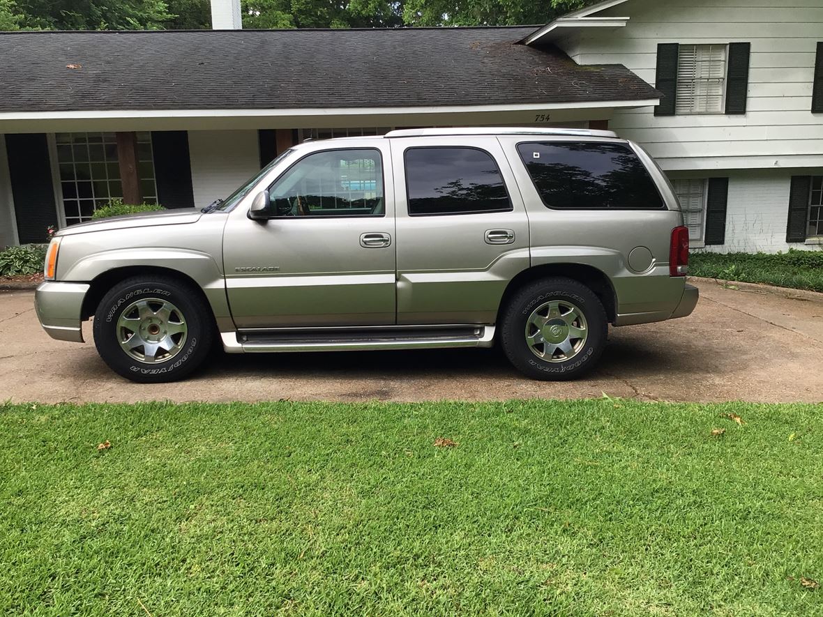 2003 Cadillac Escalade for sale by owner in Yazoo City