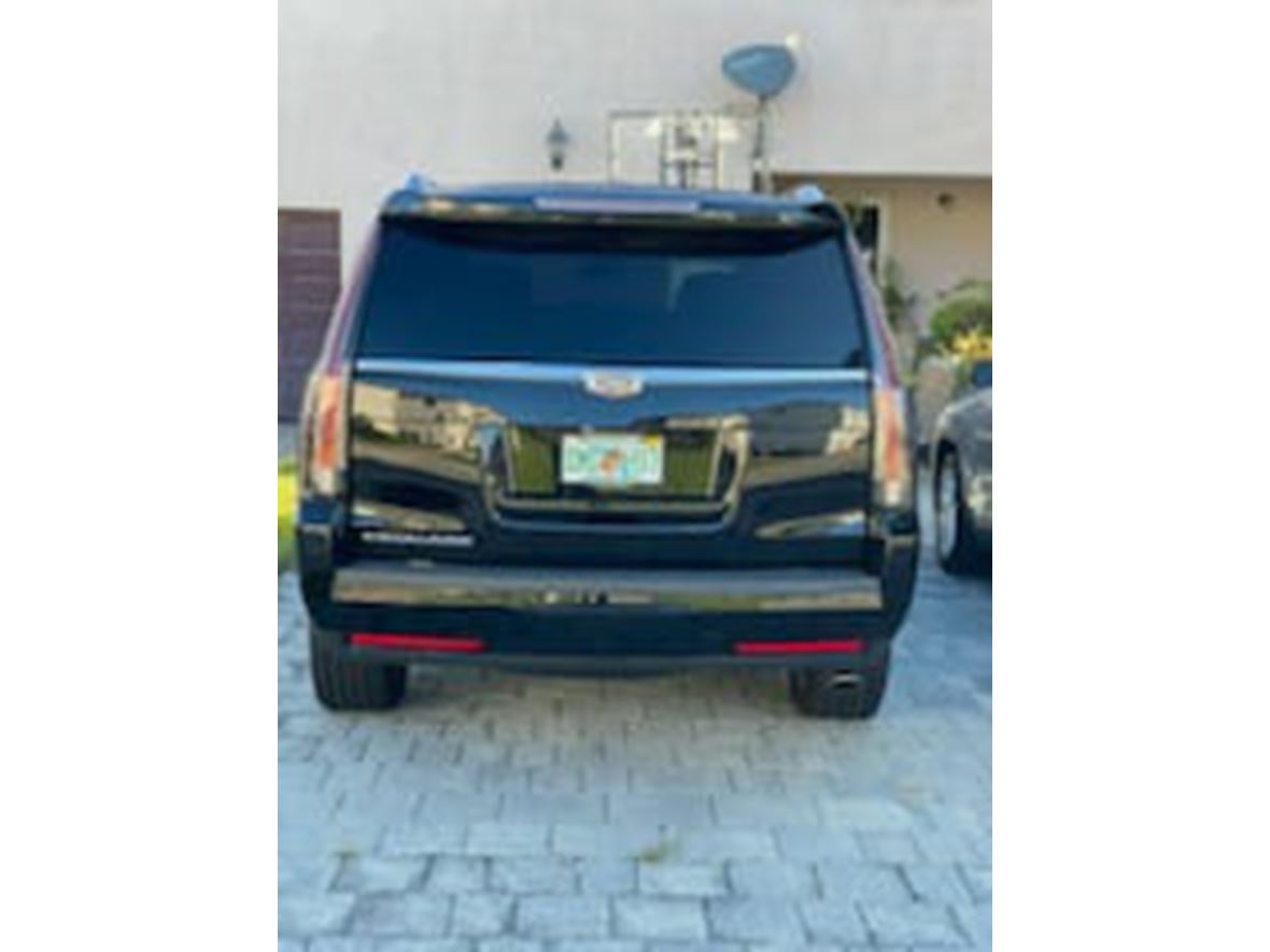 2017 Cadillac Escalade for sale by owner in Miami