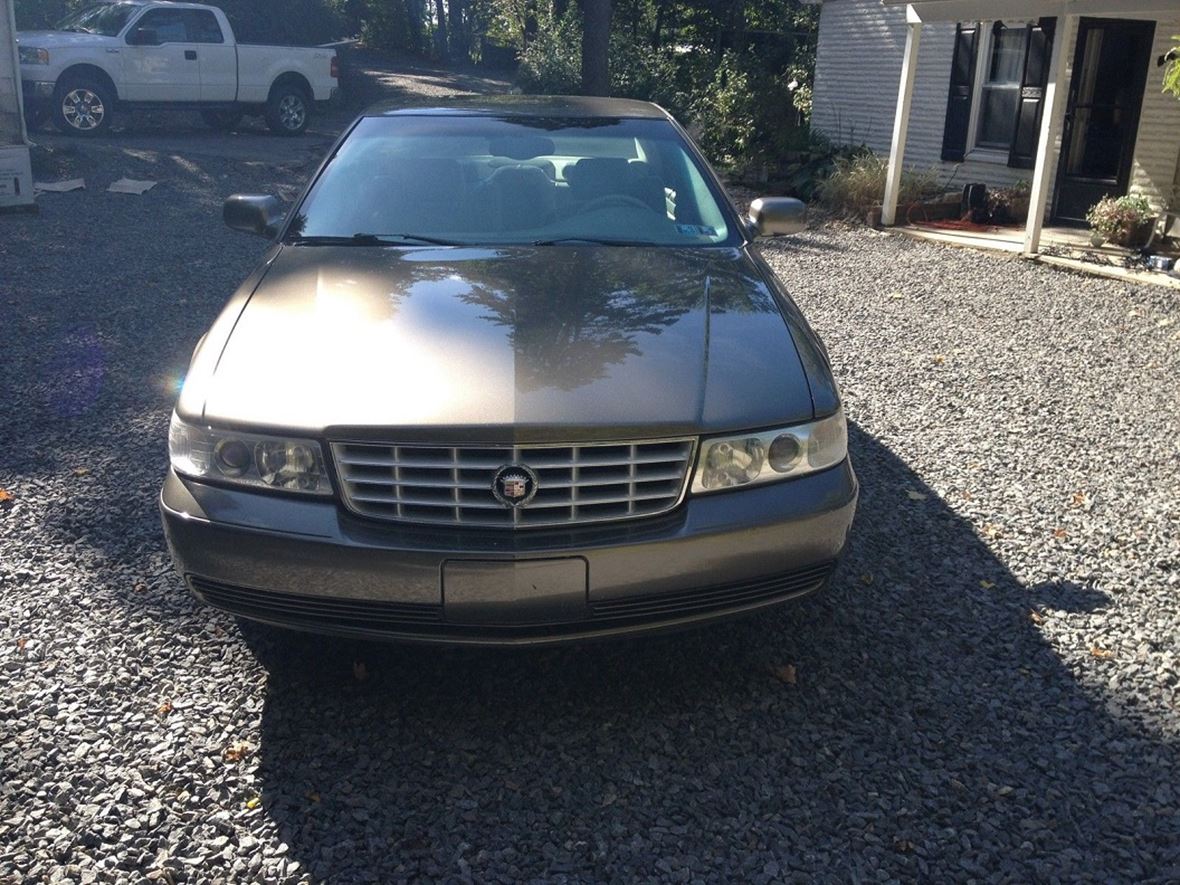 2001 Cadillac Seville for sale by owner in Indianapolis