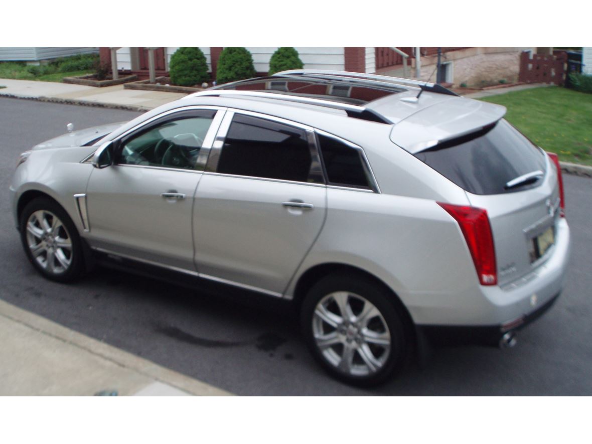 2013 Cadillac SRX for sale by owner in Altoona