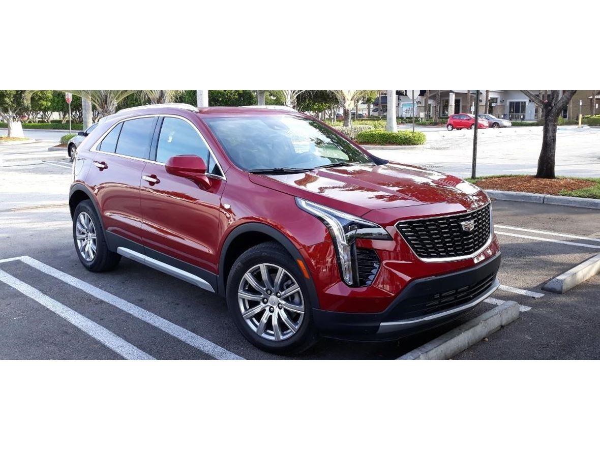 2020 Cadillac XT4 for sale by owner in Miami