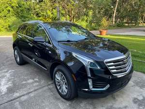 Black 2017 Cadillac XT5