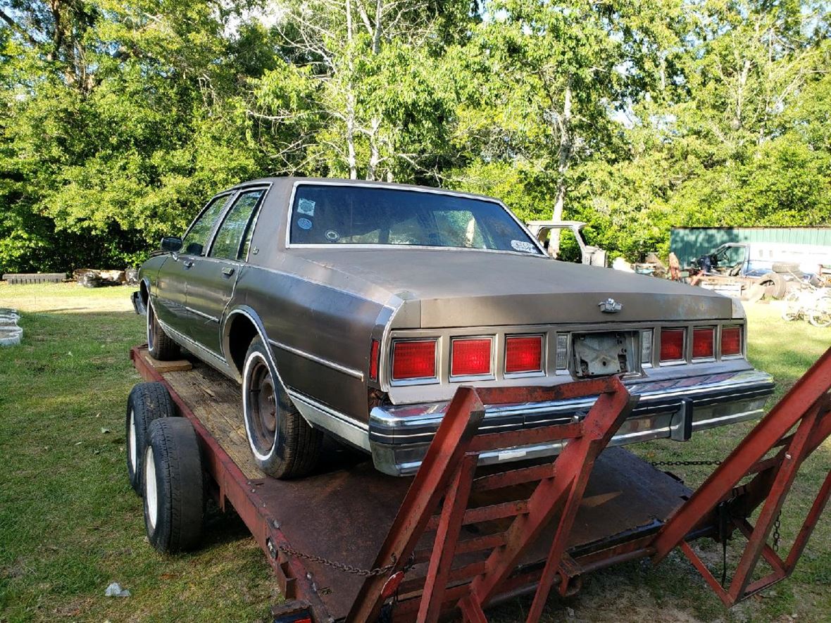 1984 Chevrolet Caprice for sale by owner in Aiken