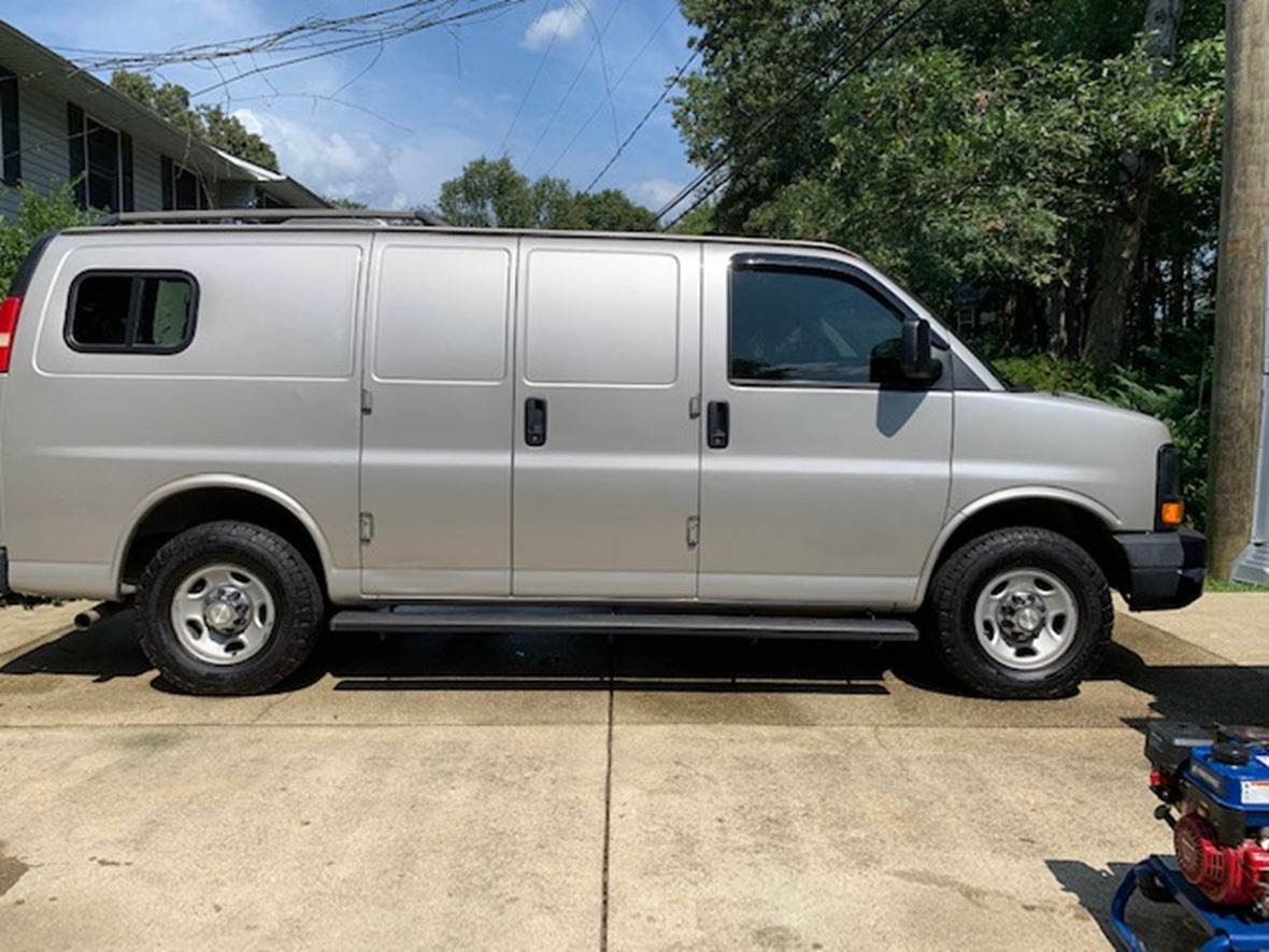 2008 Chevrolet Chevy Van Sale by Owner in Northampton, MA 01060