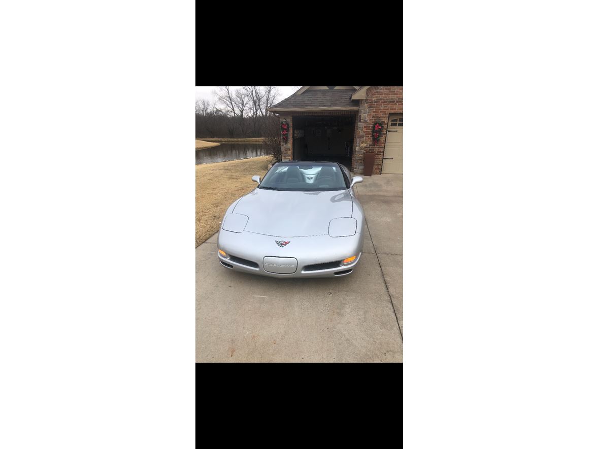 2004 Chevrolet Corvette for sale by owner in Norman