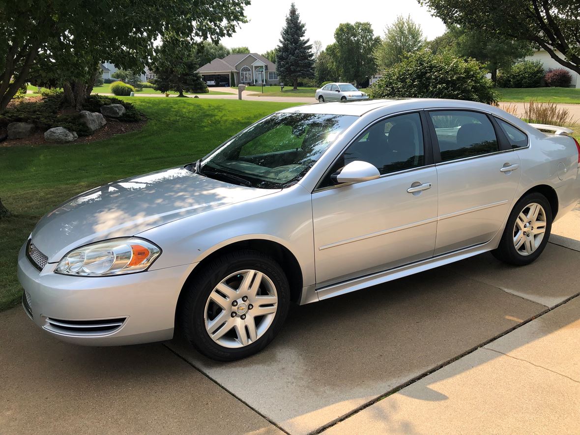 2012 Chevrolet Impala for sale by owner in Hudsonville