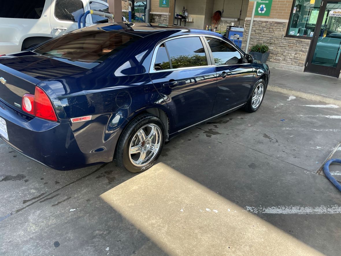 2010 Chevrolet Malibu for sale by owner in Dallas