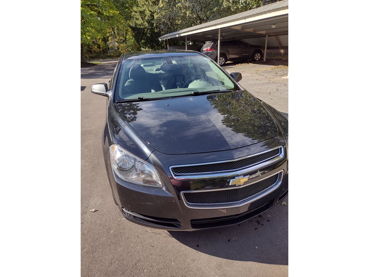 2011 Chevrolet Malibu for sale by owner in Grand Rapids