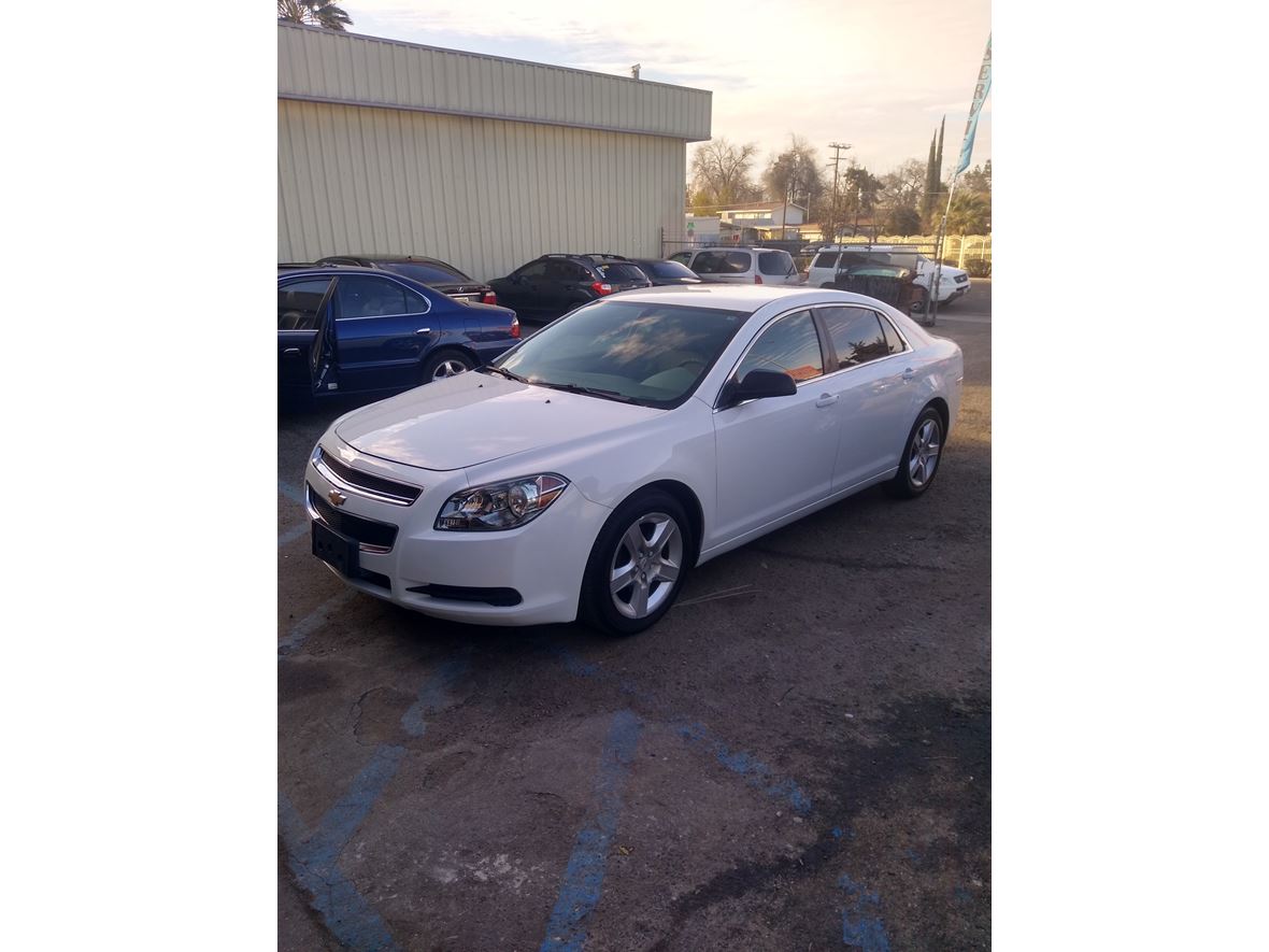 2012 Chevrolet Malibu for Sale by Owner in Fresno, CA 93704