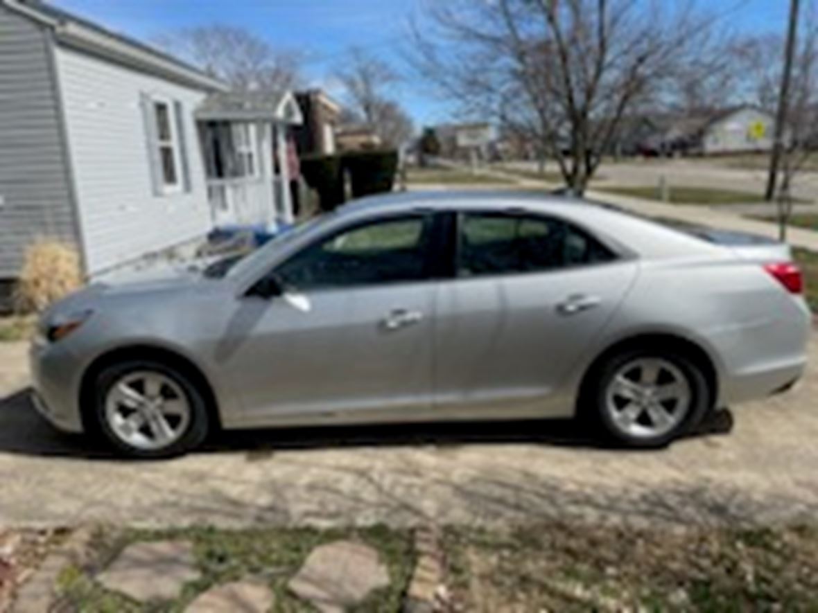 2013 Chevrolet Malibu for sale by owner in Mattoon
