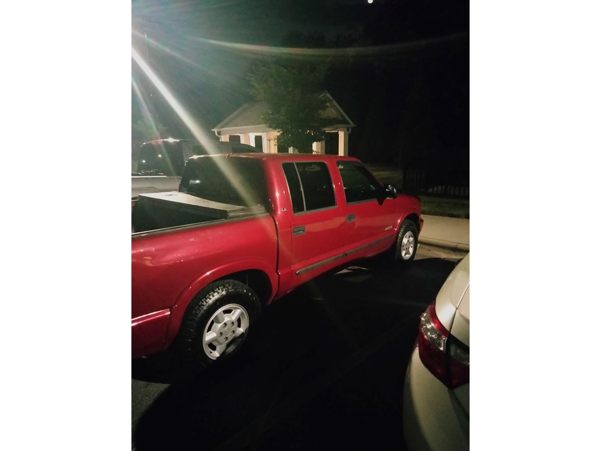 2003 Chevrolet S-10 for sale by owner in Wilkesboro
