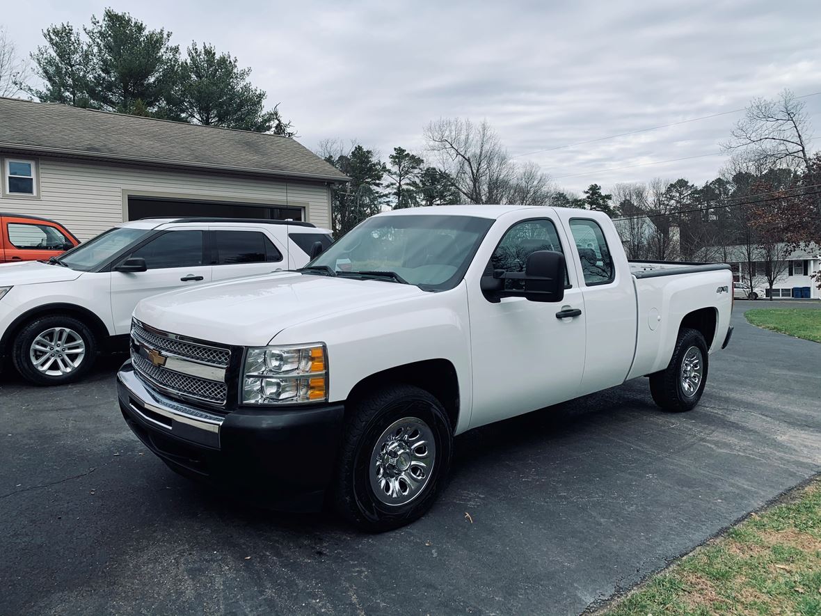 2013 Chevrolet Silverado 1500 for sale by owner in Atco