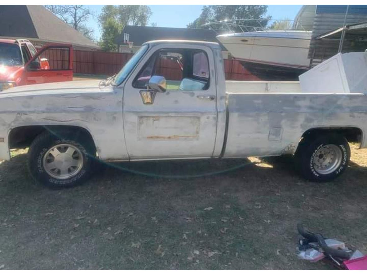 1986 Chevrolet Silverado 1500 Classic for sale by owner in Balch Springs