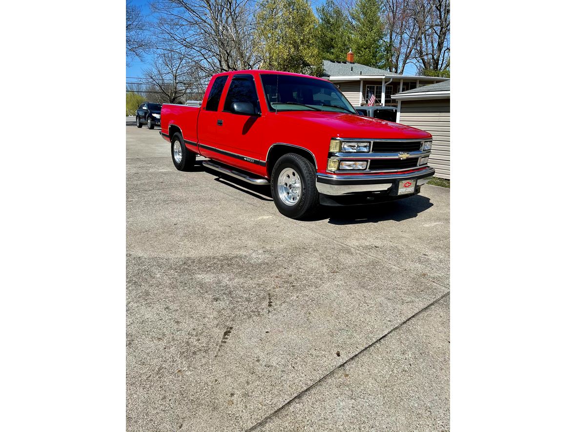 1997 Chevrolet Silverado 1500 Classic for sale by owner in Louisville