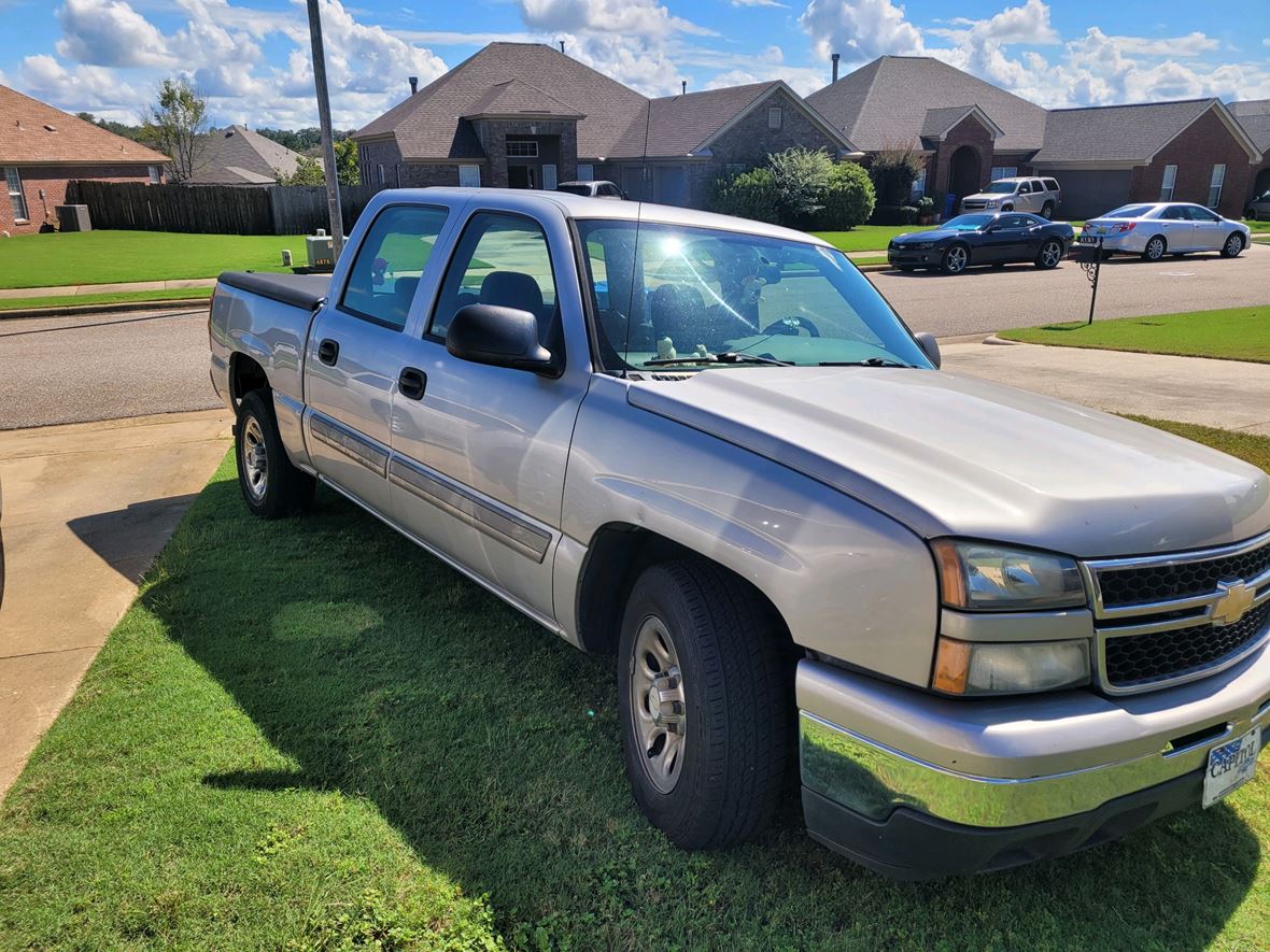 2007 Chevrolet Silverado 1500 Crew Cab for sale by owner in Prattville