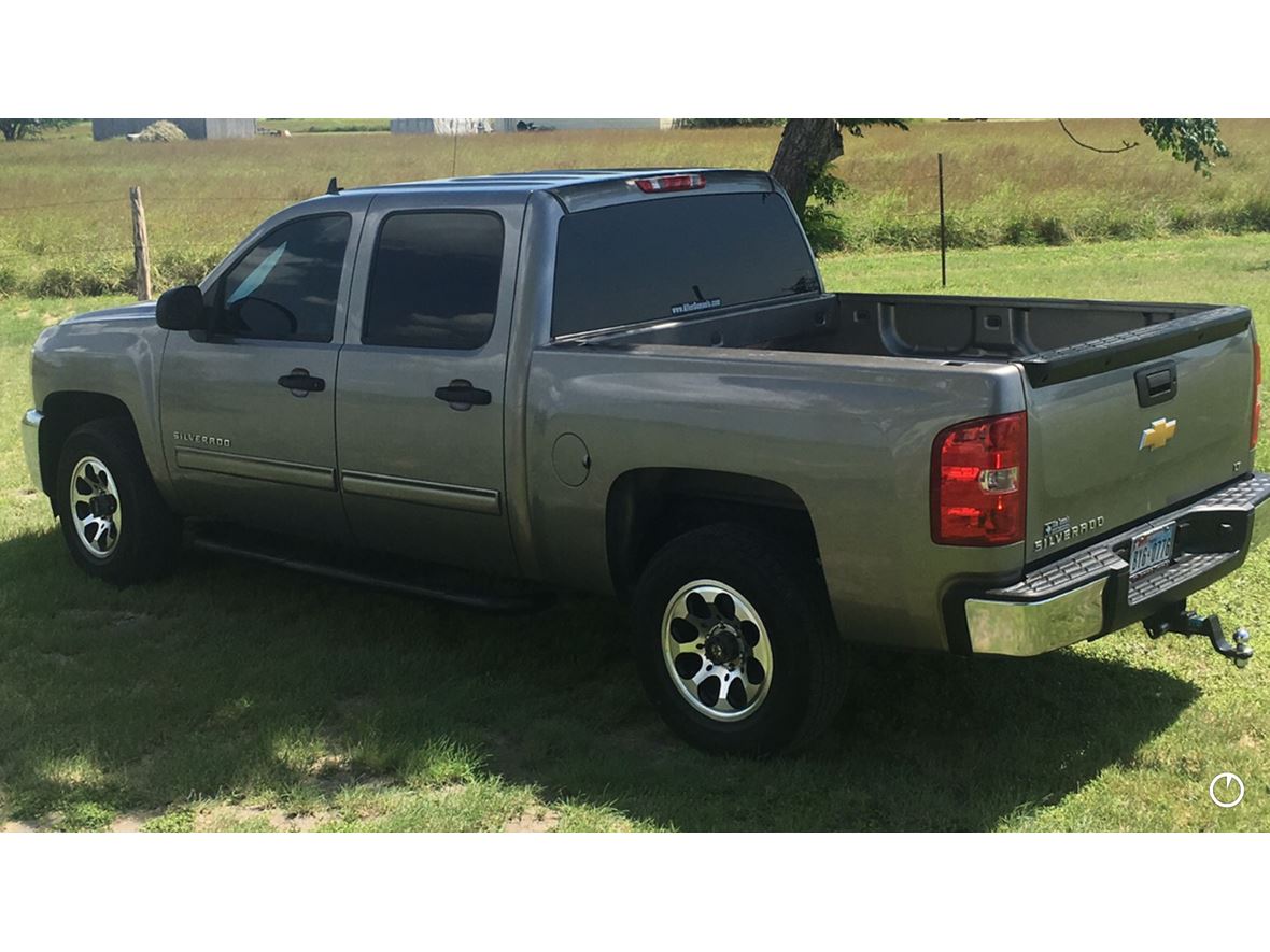 2012 Chevrolet Silverado 1500 Crew Cab for sale by owner in Robstown