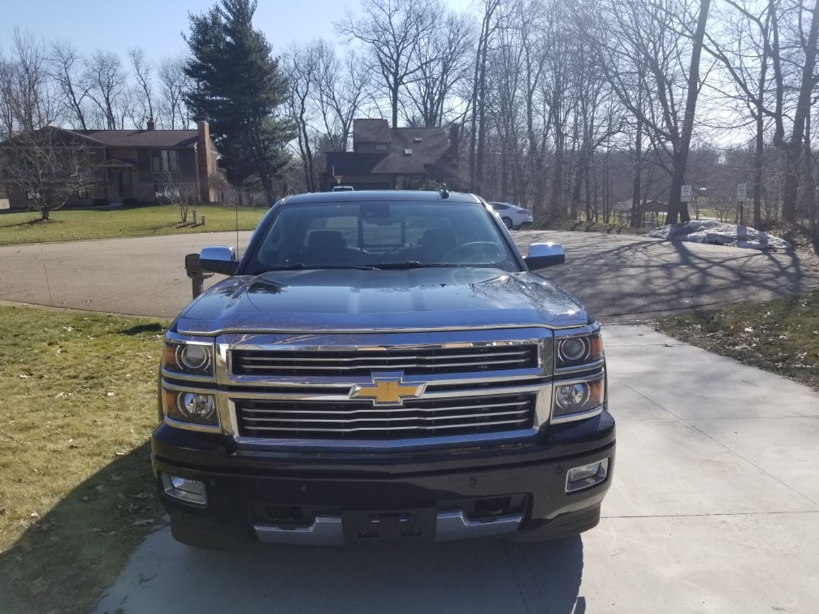 2015 Chevrolet Silverado for sale by owner in Fort Myers