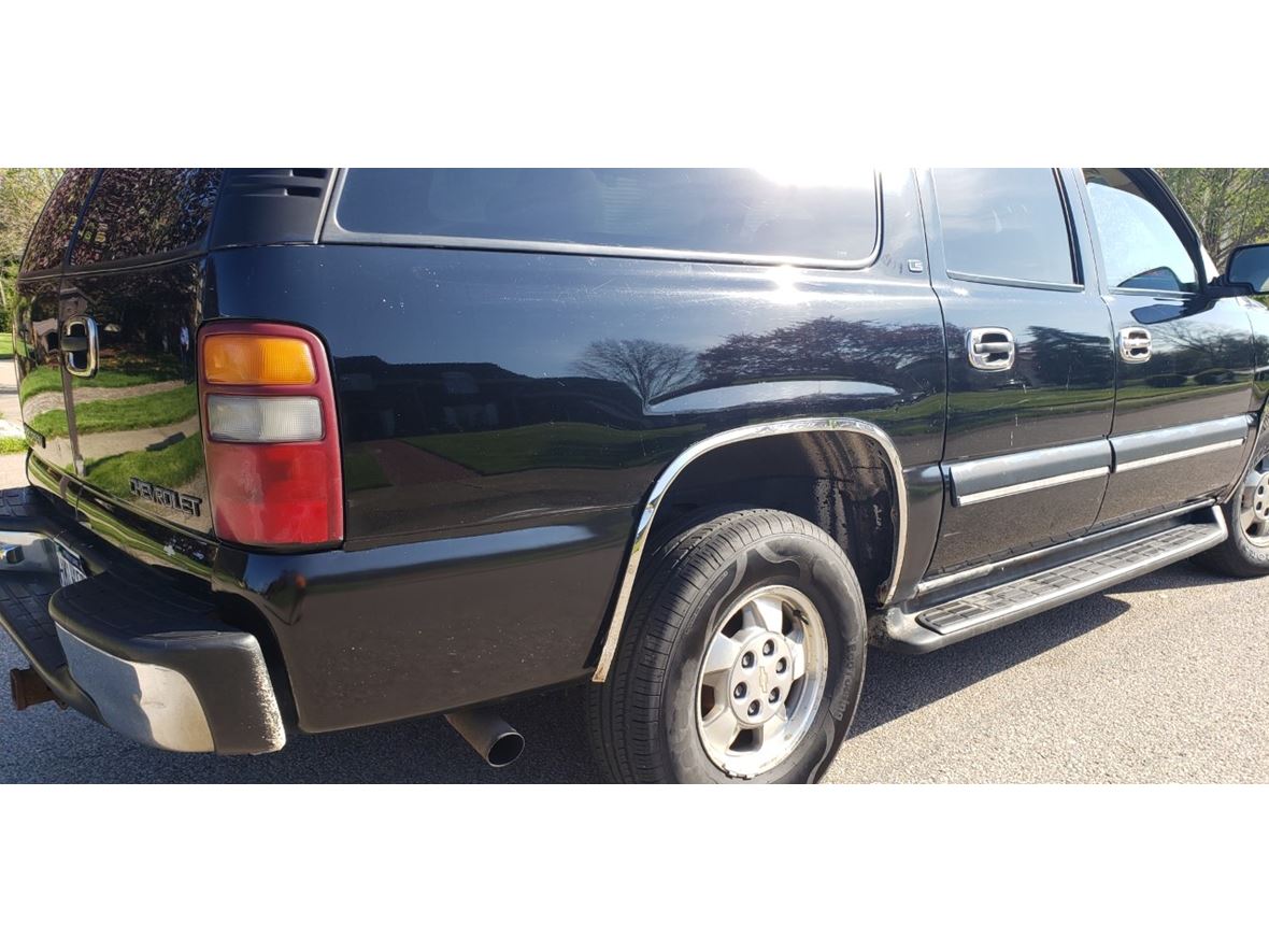 2002 Chevrolet Suburban for sale by owner in Pittsburgh