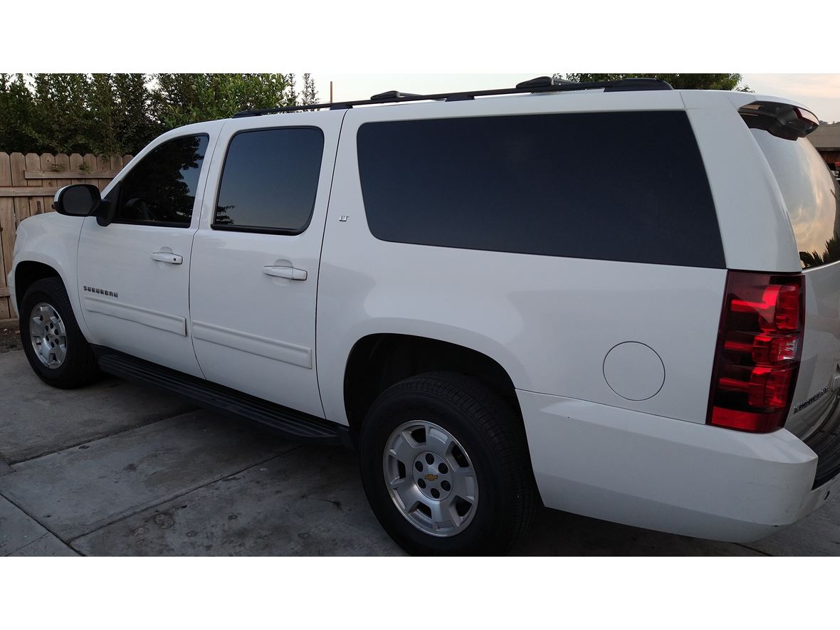 2010 Chevrolet Suburban for sale by owner in La Puente