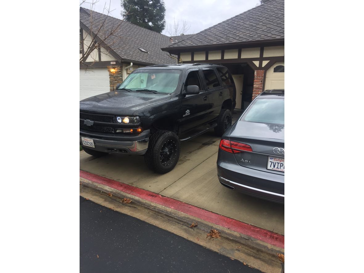 2003 Chevrolet Tahoe for sale by owner in Fresno