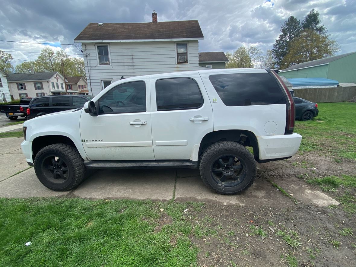 2009 Chevrolet Tahoe Hybrid for sale by owner in Elmira