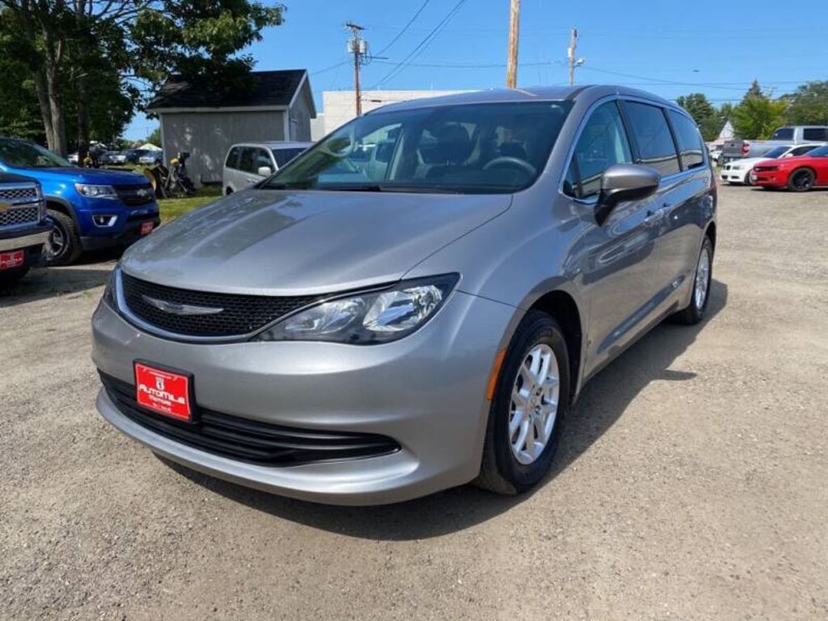 2017 Chrysler Pacifica for Sale by Owner in Saco, ME 04072