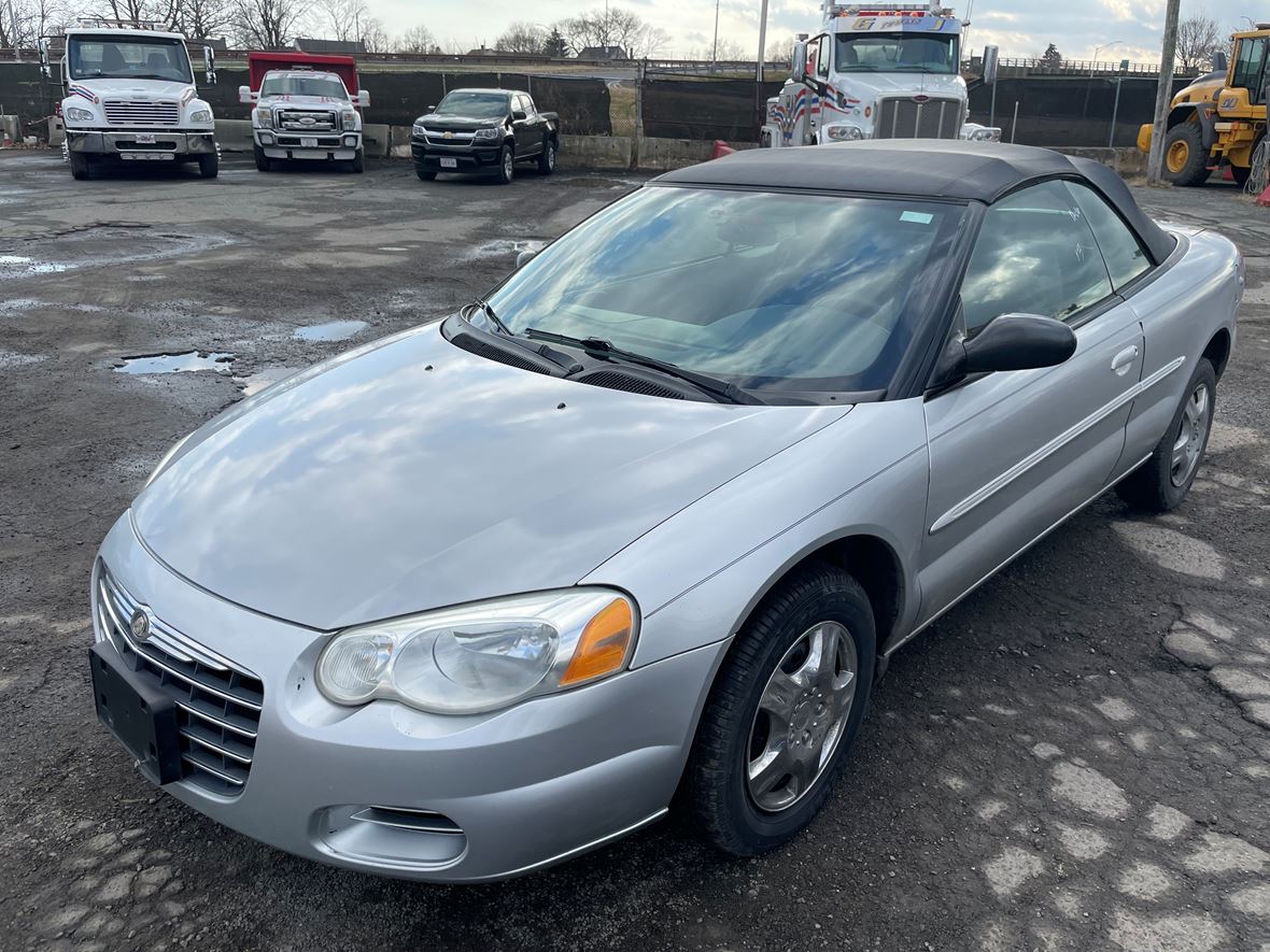 2004 Chrysler Sebring for sale by owner in Revere