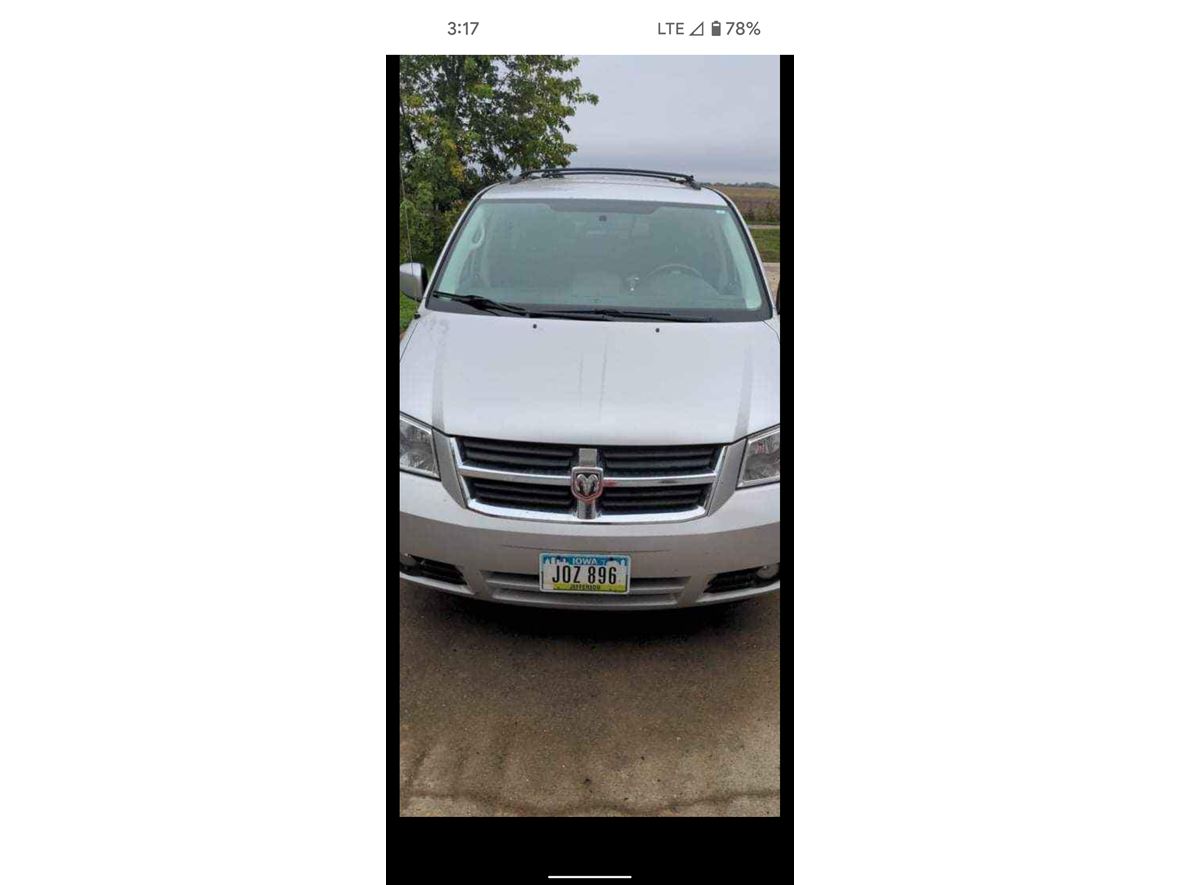 2010 Dodge Caravan for sale by owner in Libertyville