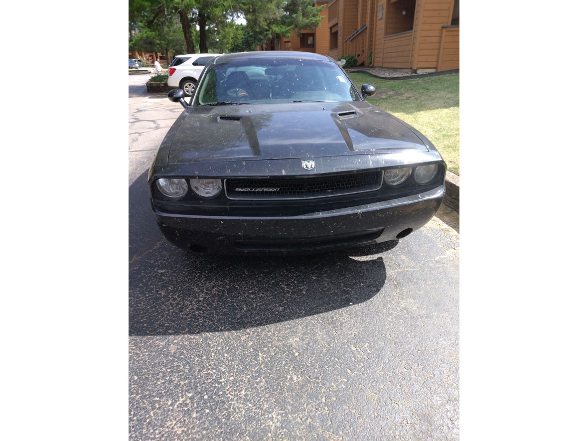 2010 Dodge Challenger for sale by owner in Norman
