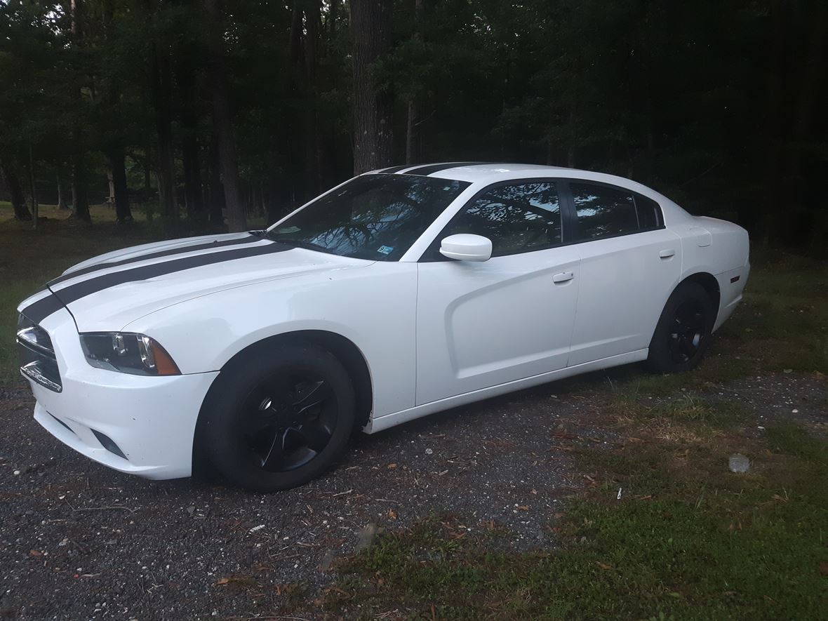 2014 Dodge Charger for sale by owner in Indian Head