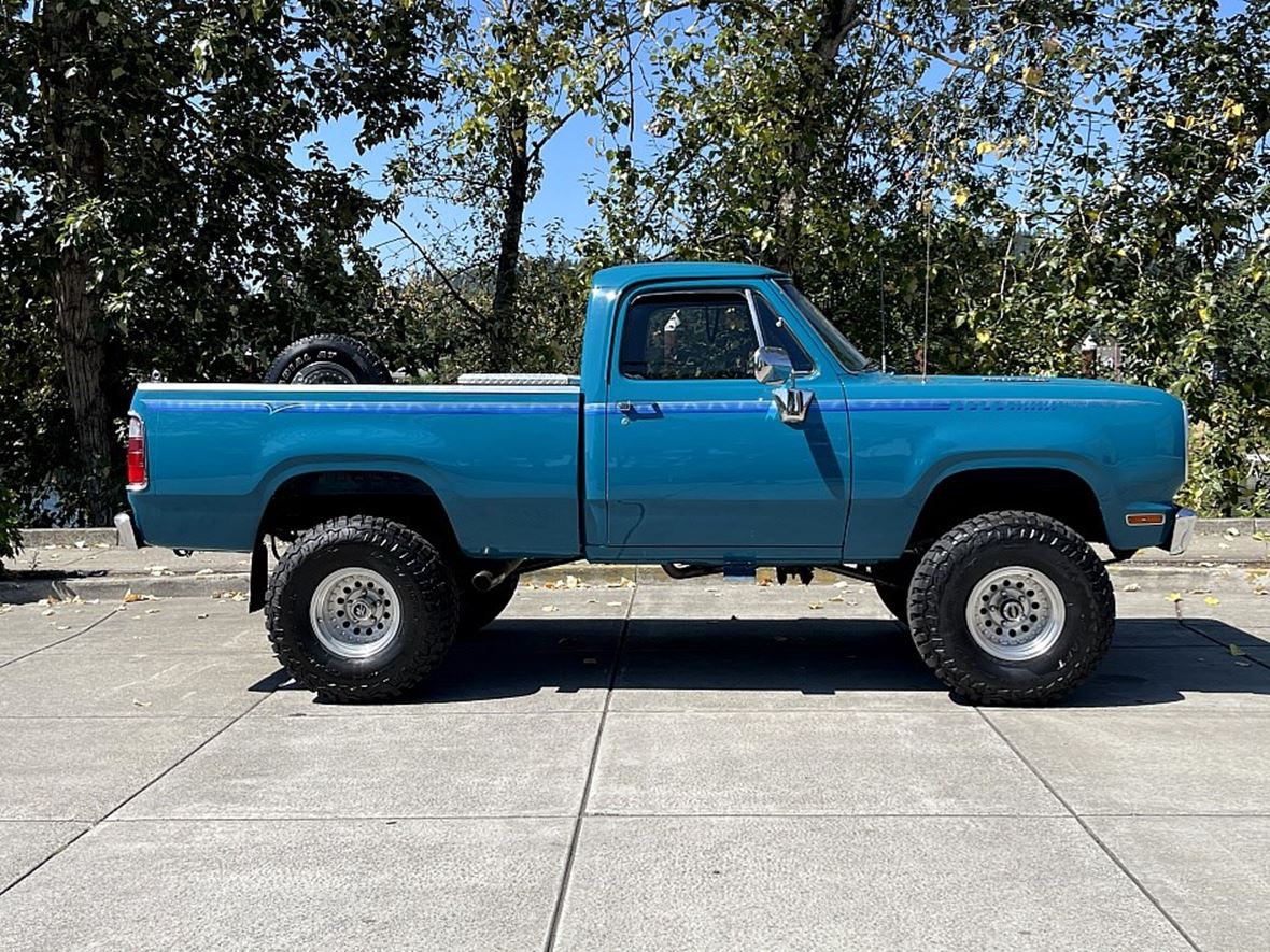 1976 Dodge D100 Pickup for sale by owner in Lafayette