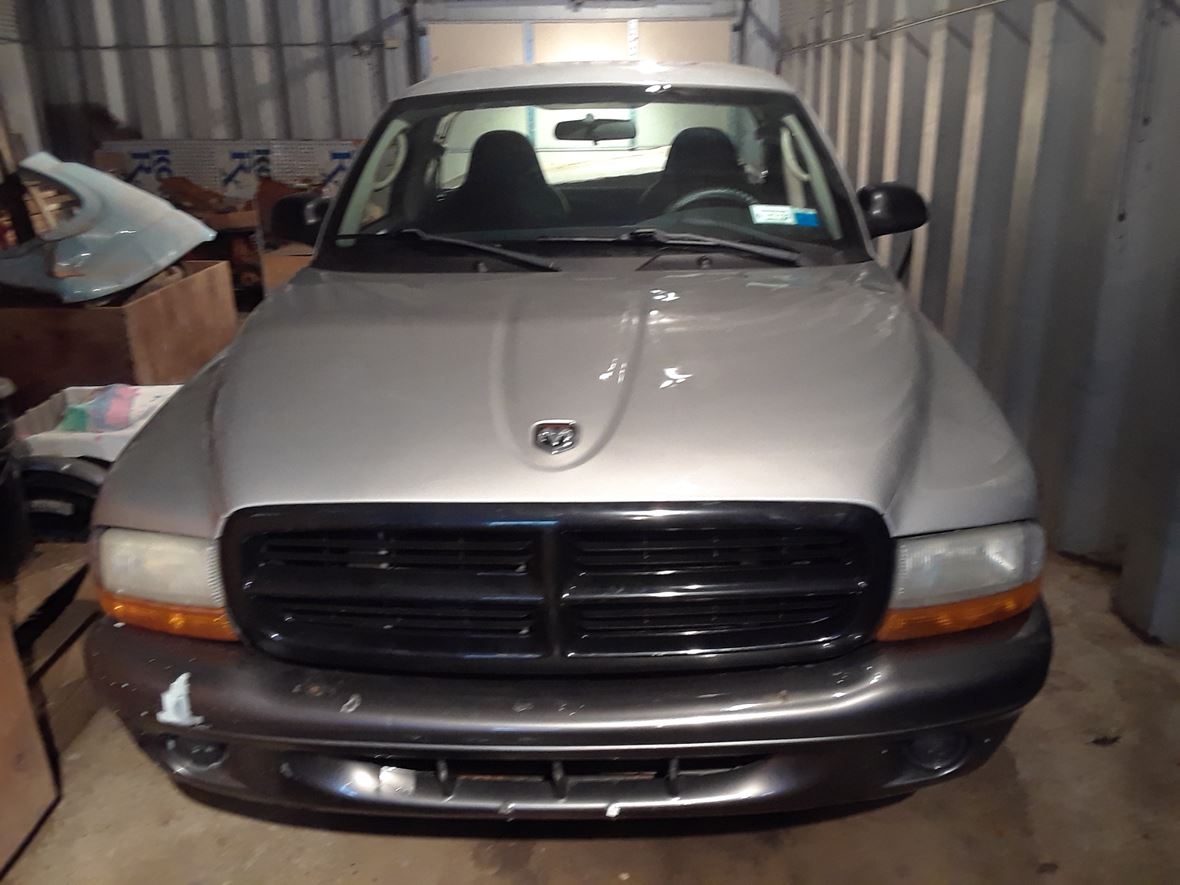 2002 Dodge Dakota for sale by owner in Glens Falls