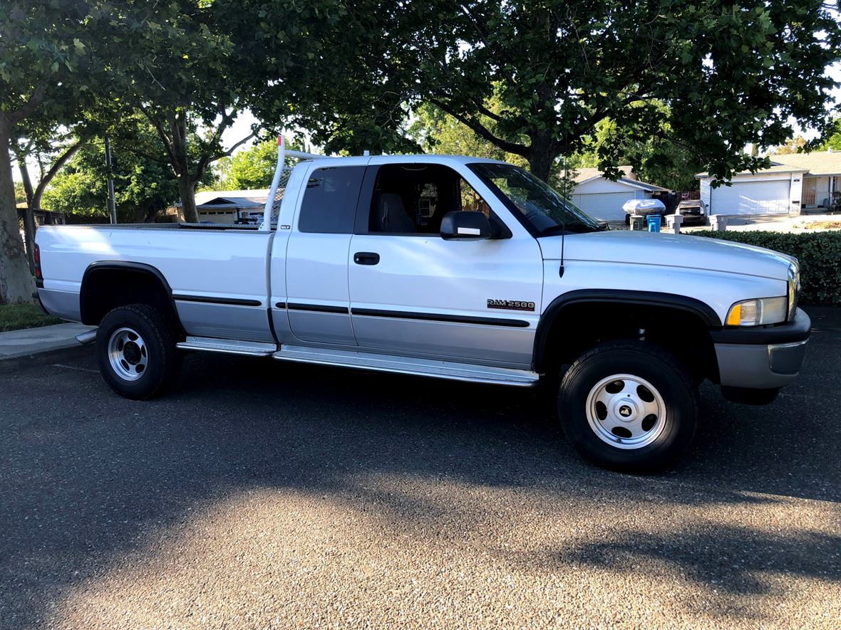 1999 Dodge Ram 250 5.9L Cummins Diesel for sale by owner in Vacaville