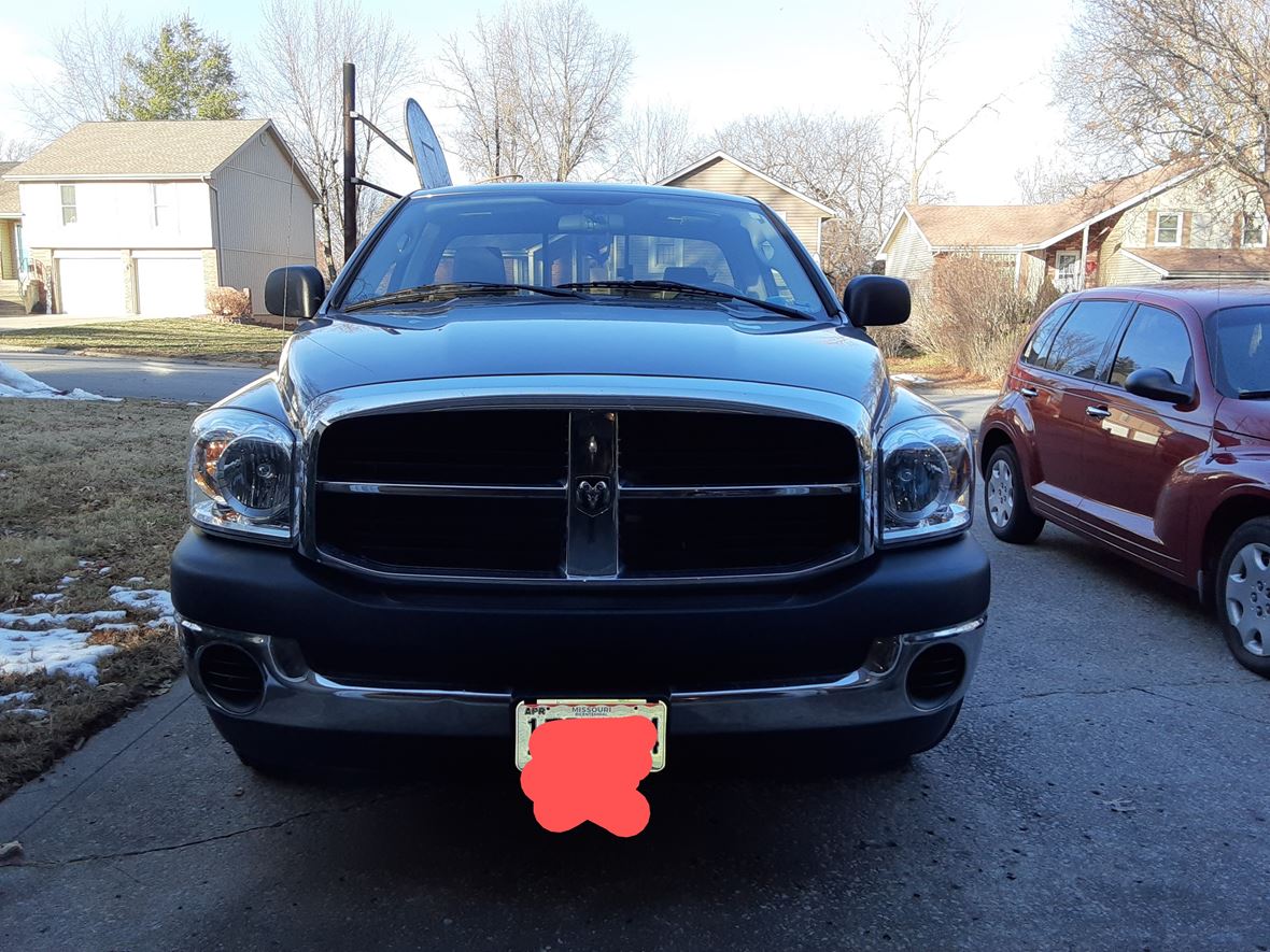 2008 Dodge Ram 1500 for sale by owner in Kansas City