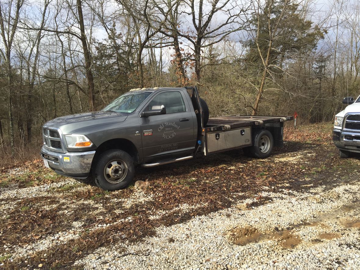 2011 Dodge Ram 3500 for sale by owner in Fulton