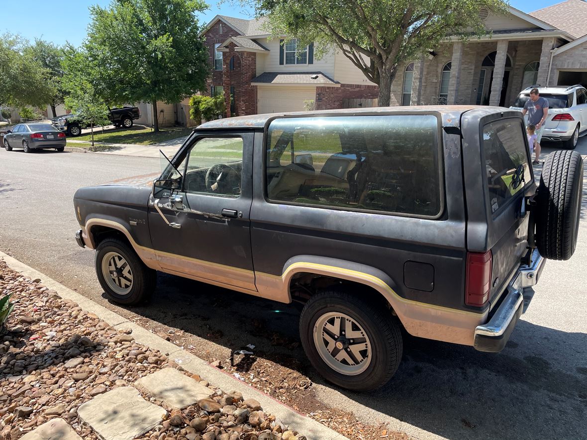 1988 Ford Bronco II for sale by owner in San Antonio