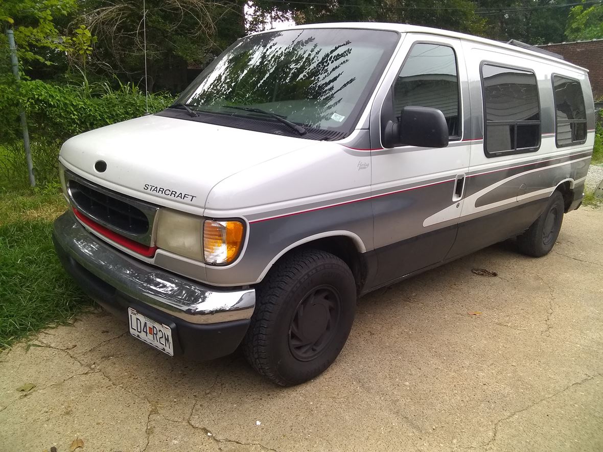 1997 Ford E-150 for sale by owner in Saint Louis