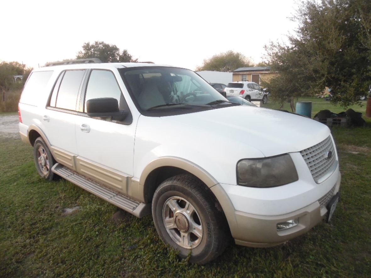 2006 Ford Expedition for sale by owner in Sinton
