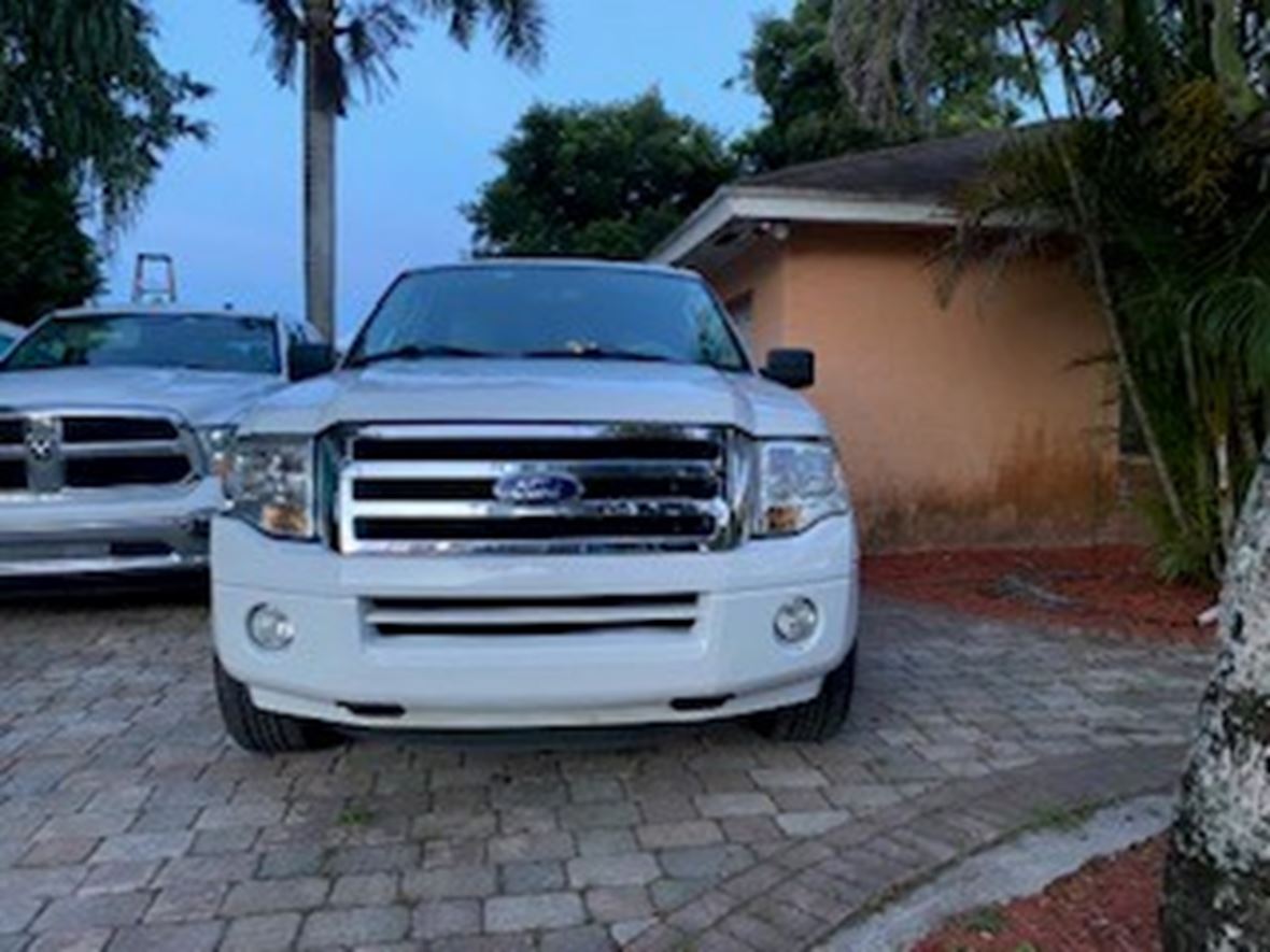 2014 Ford Expedition for sale by owner in Miami