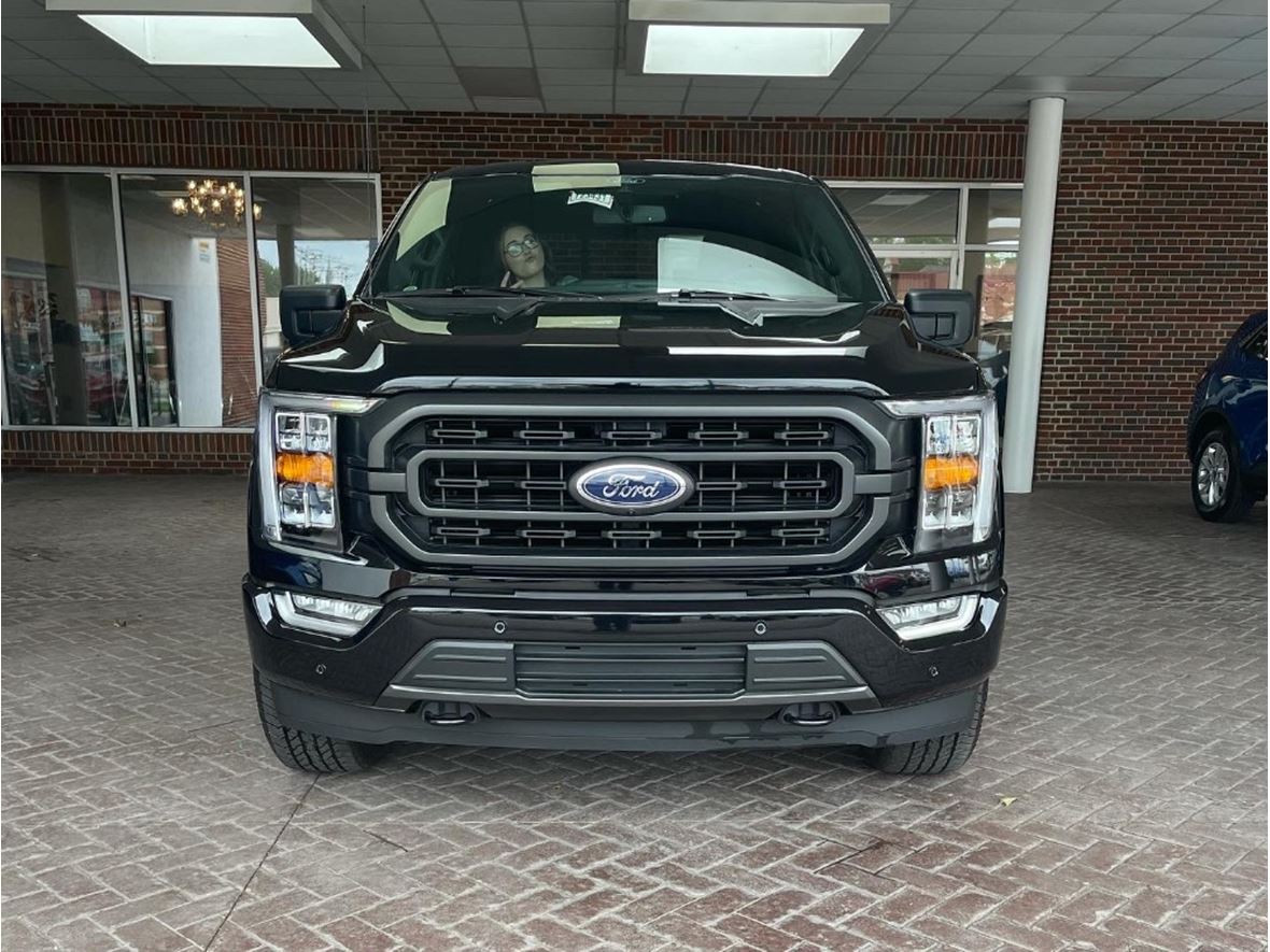 2021 Ford F-150 for sale by owner in Saint Clair Shores