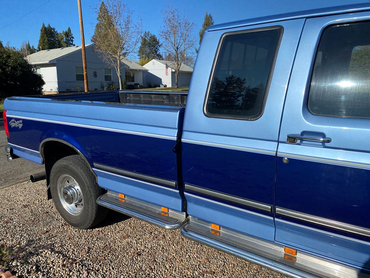 1996 Ford F-250 for sale by owner in Grants Pass