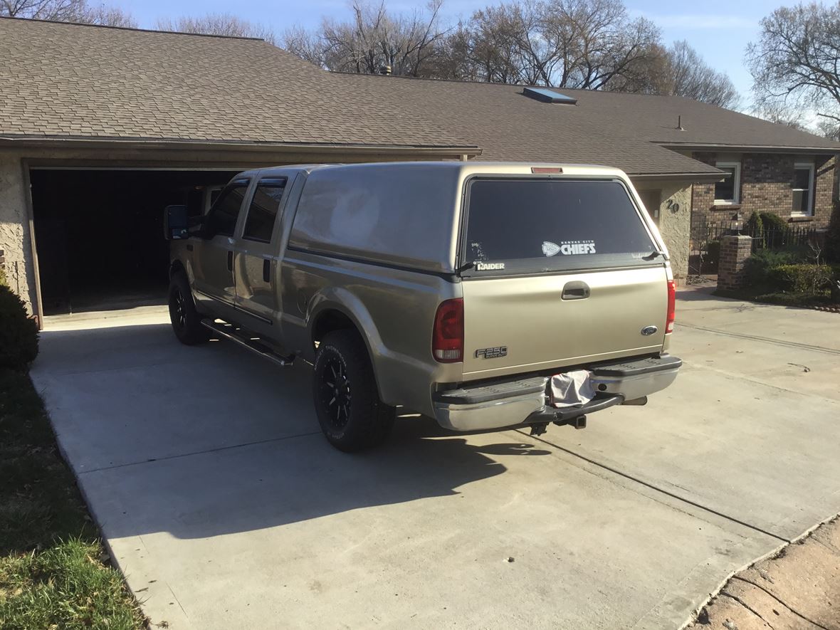 2000 Ford F-250 Super Duty for sale by owner in Kansas City