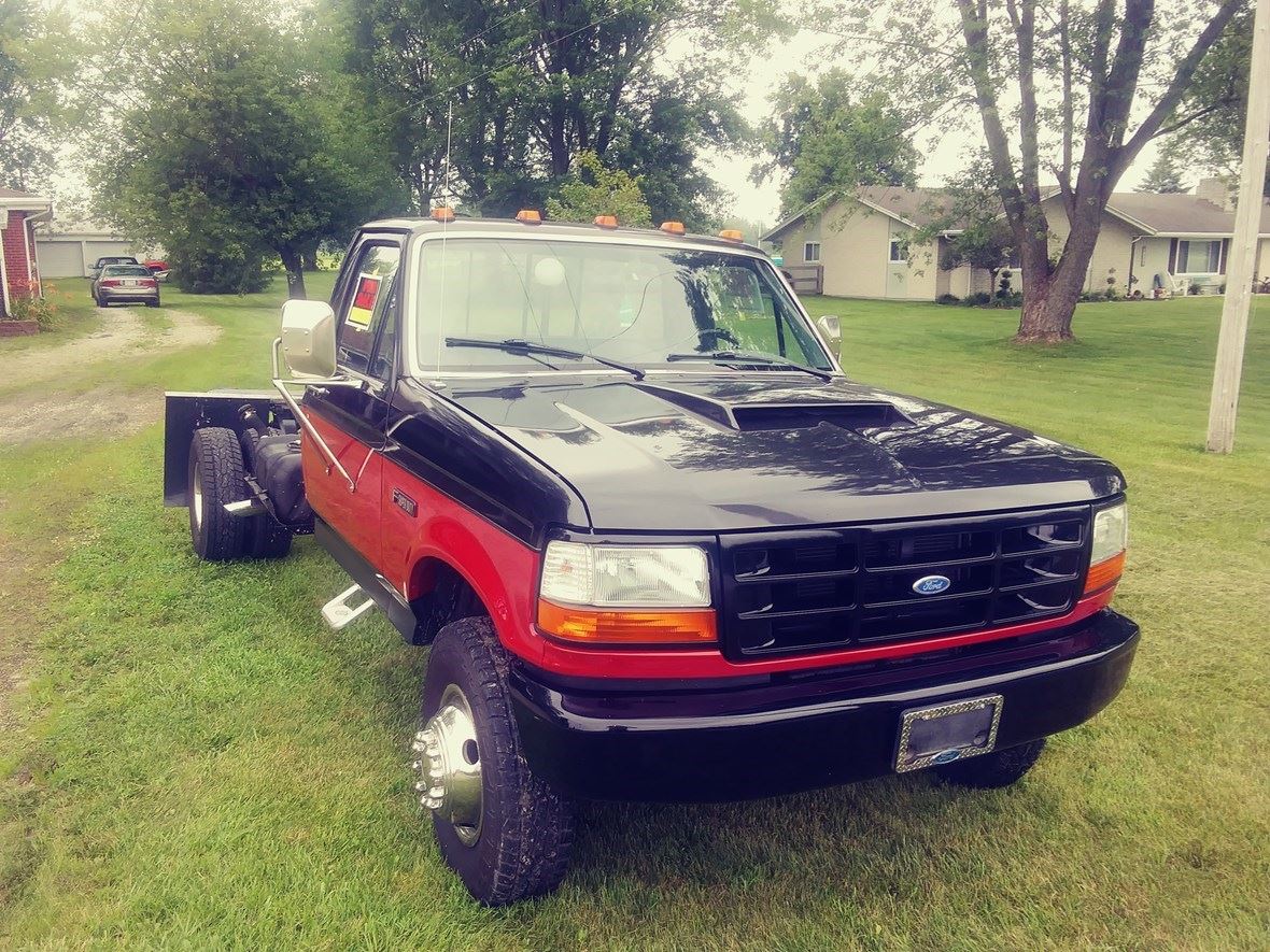 1995 Ford F-450 for sale by owner in New Lebanon