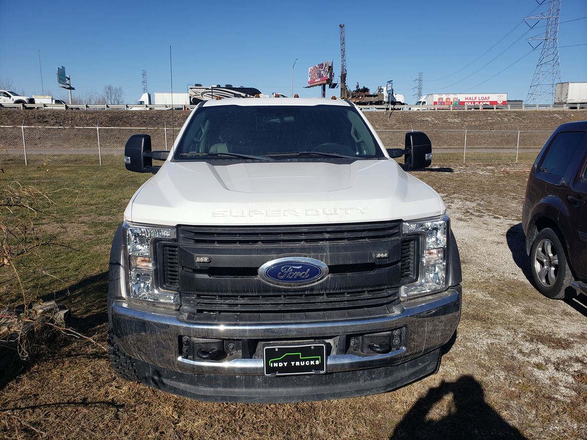 truck windshield replacement indianapolis